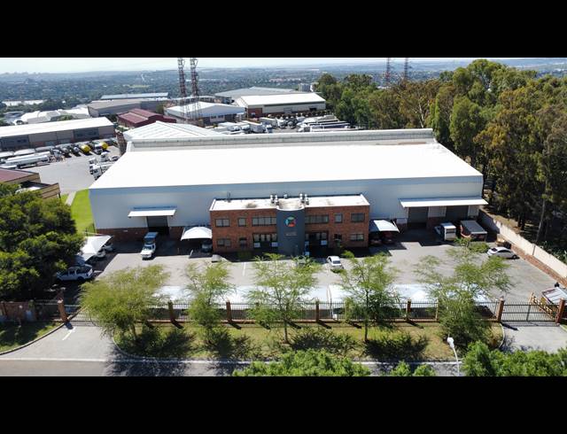 3,384M² WAREHOUSE TO LET IN TUNNEY